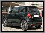 Mini Cooper S E Resolute Edition