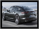 Porsche Panamera Turbo, 2016